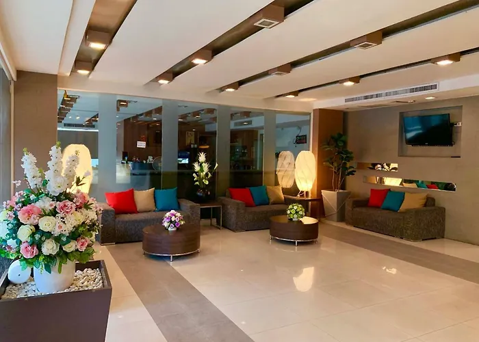 Krongthong Mansion & Hotel 3*